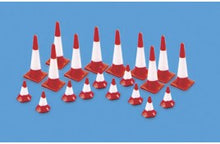 Load image into Gallery viewer, PECO MODEL SCENE 5008 OO/1:76 TRAFFIC CONES - (PRICE INCLUDES DELIVERY)
