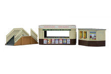 Load image into Gallery viewer, DAPOL C018 OO/1:76 KIOSKS &amp; PLATFORM STEPS - (PRICE INCLUDES DELIVERY)