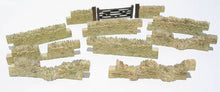 Load image into Gallery viewer, HORNBY SKALEDALE R8527 OO/1.76 WALL PACK NO.2 GRANITE WALL - (PRICE INCLUDES DELIVERY)