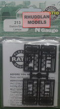 Load image into Gallery viewer, RATIO 213 N GAUGE STATION/STREET LAMPS - (PRICE INCLUDES DELIVERY)