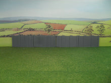 Load image into Gallery viewer, New N gauge x4 retaining walls unpainted.