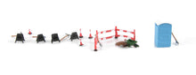 Load image into Gallery viewer, GRAHAM FARISH 379-308 N GAUGE BUILDING SITE DETAILS &amp; TOOLS - (PRICE INCLUDES DELIVERY)