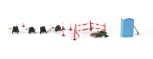GRAHAM FARISH 379-308 N GAUGE BUILDING SITE DETAILS & TOOLS - (PRICE INCLUDES DELIVERY)