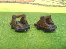 Load image into Gallery viewer, RHUDDLAN MODELS OO-9 NARROW GAUGE  BOLSTER WAGONS x2 NG004 (PRICE INCLUDES DELIVERY)