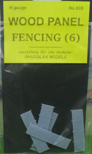 New No.39 N GAUGE WOODPANEL FENCING (6) unpainted.