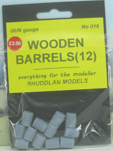 New No.18 OO gauge wooden barrels (12) unpainted.