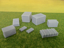 Load image into Gallery viewer, New No.16 OO GAUGE  MIXED CRATES (8) unpainted.