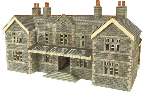 METCALFE PN920 N GAUGE MAINLINE STATION BOOKING HALL - (PRICE INCLUDES DELIVERY)