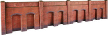 Load image into Gallery viewer, METCALFE PO244 OO/1.76 RETAINING WALL BRICK STYLE - (PRICE INCLUDES DELIVERY)