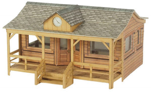 METCALFE PO410 OO/1:76 WOODEN PAVILION - (PRICE INCLUDES DELIVERY)
