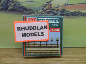 PECO MODEL SCENE 5050 OO/1:76 BR SPEED RESTICTION SIGNS - (PRICE INCLUDES DELIVERY)