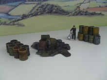 Load image into Gallery viewer, New No.4 OO gauge scrapyard pick &amp; mix unpainted.