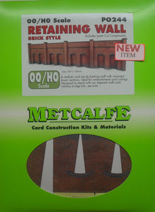 METCALFE PO244 OO/1.76 RETAINING WALL BRICK STYLE - (PRICE INCLUDES DELIVERY)