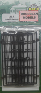 RATIO 217 N GAUGE LINESIDE FENCING (WOOD BROWN) - (PRICE INCLUDES DELIVERY)