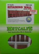 Load image into Gallery viewer, METCALFE PN145 N GAUGE RETAINING WALL BRICK STYLE - (PRICE INCLUDES DELIVERY)
