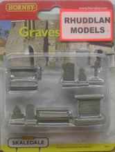 Load image into Gallery viewer, HORNBY SKALEDALE R8574 00/1:76 GRAVESTONES - (PRICE INCLUDES DELIVERY)