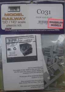 DAPOL C031 OO/1:76 SHOP AND FLAT - (PRICE INCLUDES DELIVERY)