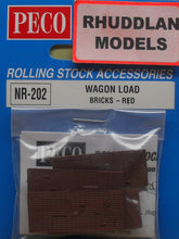 Load image into Gallery viewer, PECO NR-202 N GAUGE WAGON LOAD BRICKS-RED - (PRICE INCLUDES DELIVERY)
