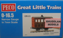 Load image into Gallery viewer, PECO GREAT LITTLE TRAINS OR-31 0-16.5 NARROW GAUGE 4 WHEEL BOX COACH/BRAKE MARRON LIVERY - (PRICE INCLUDES DELIVERY)