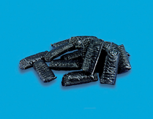 Load image into Gallery viewer, MODEL SCENE ACCESSORIES NO.5066 OO/1:76 SACKS OF COAL - (PRICE INCLUDES DELIVERY)