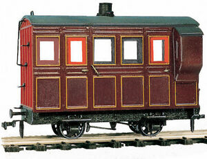 PECO GREAT LITTLE TRAINS OR-31 0-16.5 NARROW GAUGE 4 WHEEL BOX COACH/BRAKE MARRON LIVERY - (PRICE INCLUDES DELIVERY)